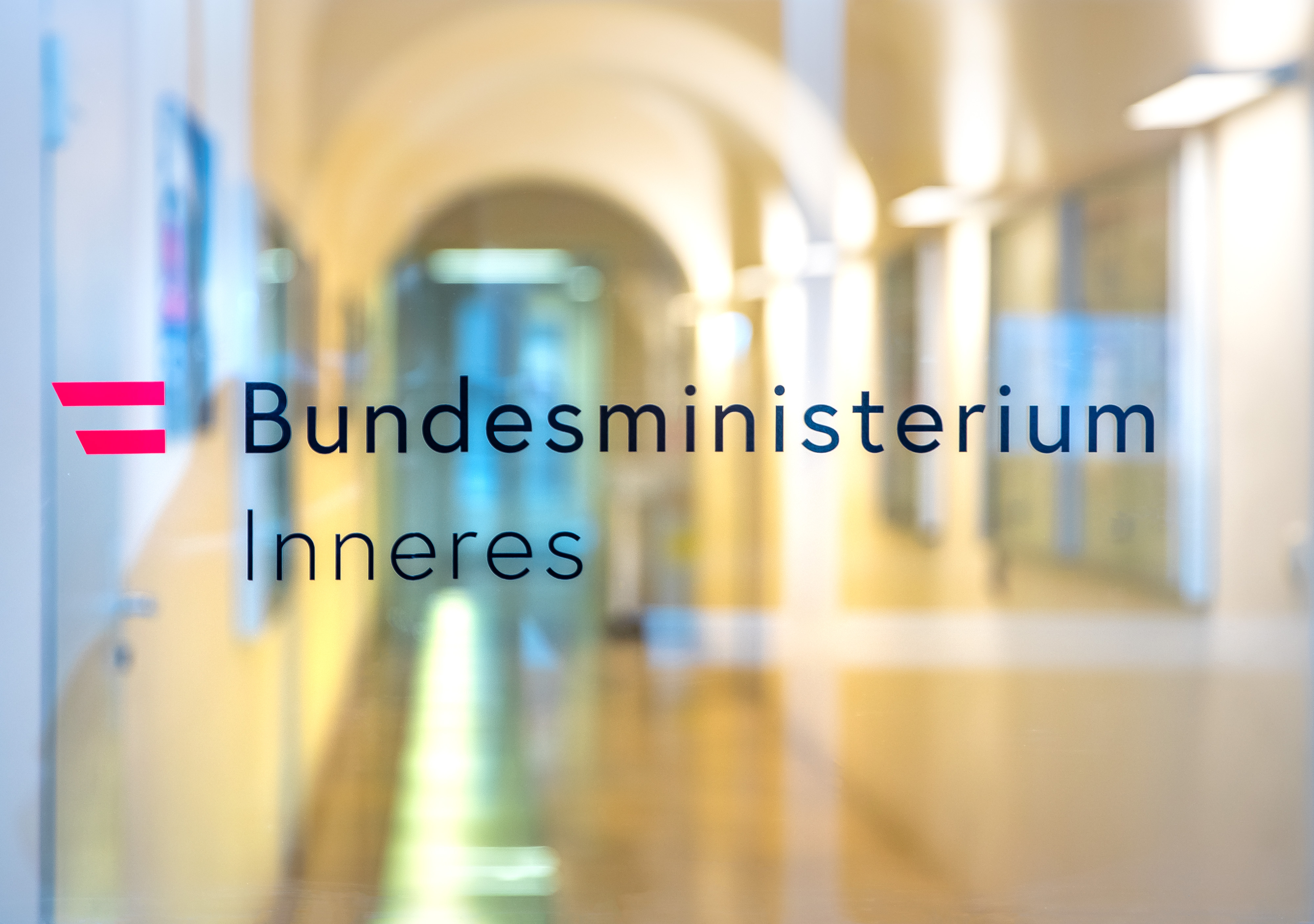 wie lange dauert eine polizeiausbildung